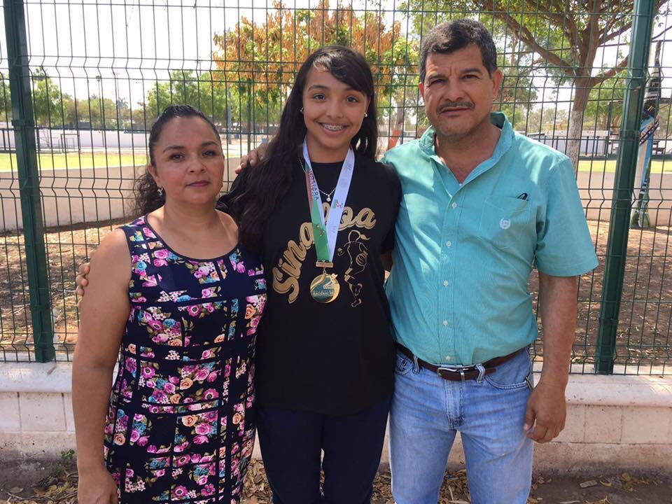 Resultado de imagen de niña 7 años baloncesto